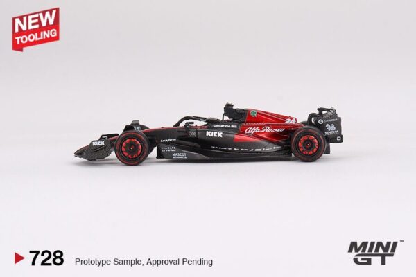 728.3 Mini GT Alfa Romeo C43 #24 Zhou Guanyu 2023 F1 2023 Australian GP