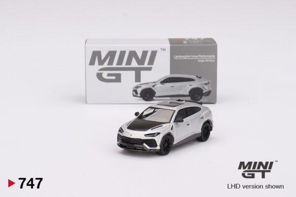 747 Mini GT 1/64 Lamborghini Urus Performante Grigio Nimbus MGT00747