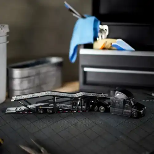 hnj63 Hot Wheels Collectors Hot Wheels Elite 64 Freightliner Cascadia